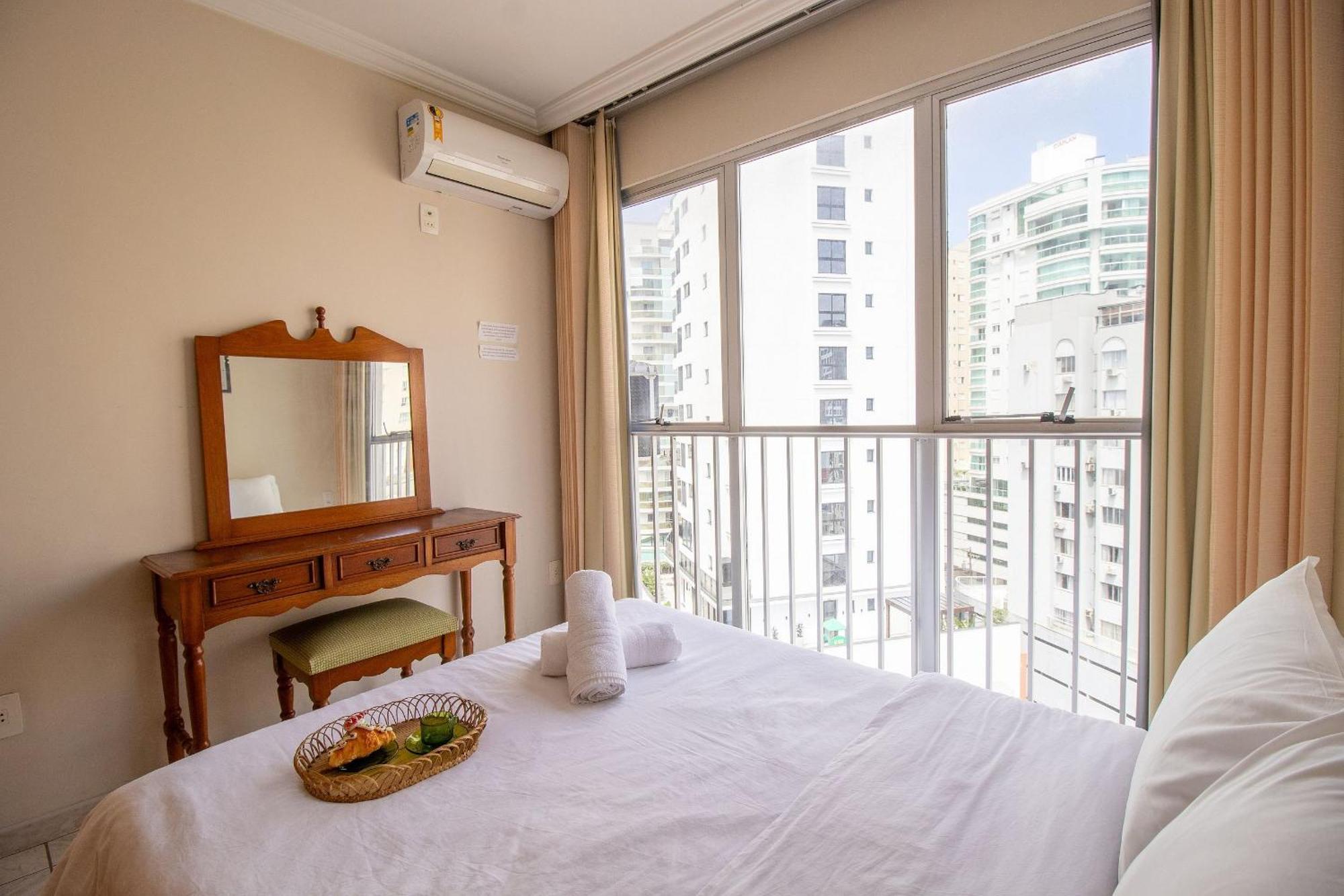 Crm71 - 3 Dorm, Centro, Próximo Ao Shopping Atlântico, Tv Smart, Garagem, Wi-fi